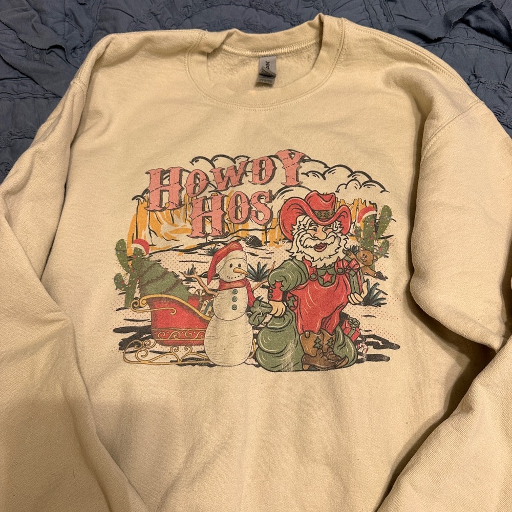 Cream Graphic Sweatshirt with Festive Print